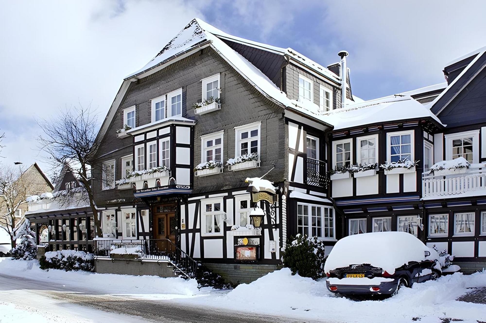 Landhotel Albers Schmallenberg Exterior photo